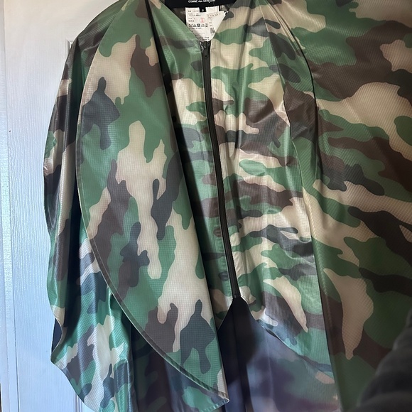 NWT Junya Watanabe Comme de Garçons  Camo Cape - Unisex - Picture 12 of 13